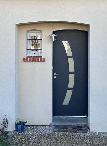Portes d'entrée - menuiseries Orléans