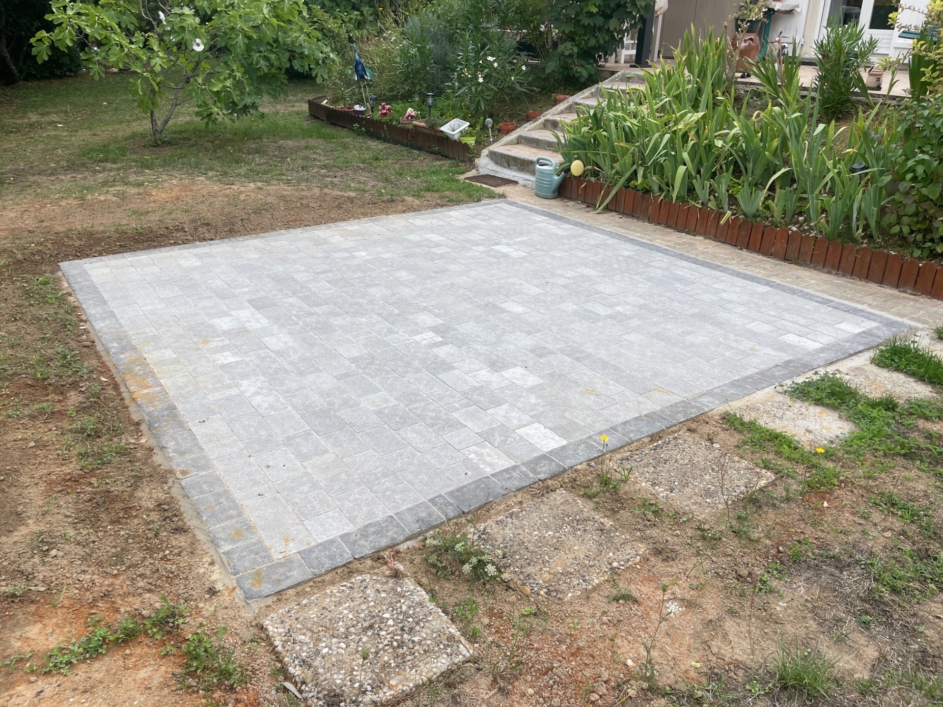 Terrassement à Pithiviers - Dalle extérieure